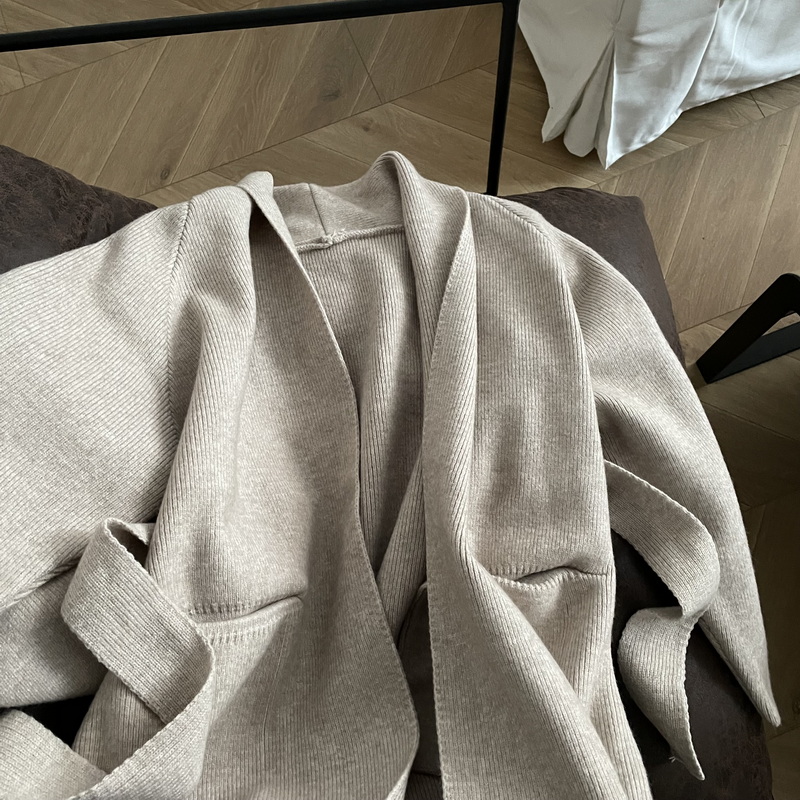https://fulmo-img-server.com/nukumori-towel-sha/d82e54d5-1766-47f9-b0b1-e0fe9cbfcb8f.jpg