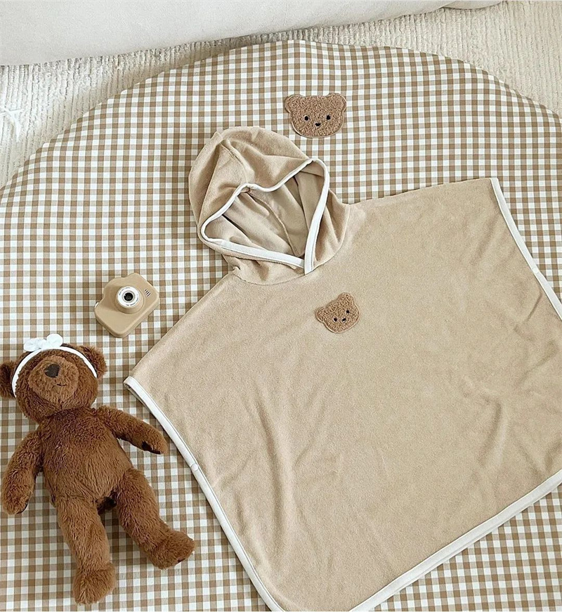 バスタオル　赤ちゃん用くま刺繍フード付きバスタオル