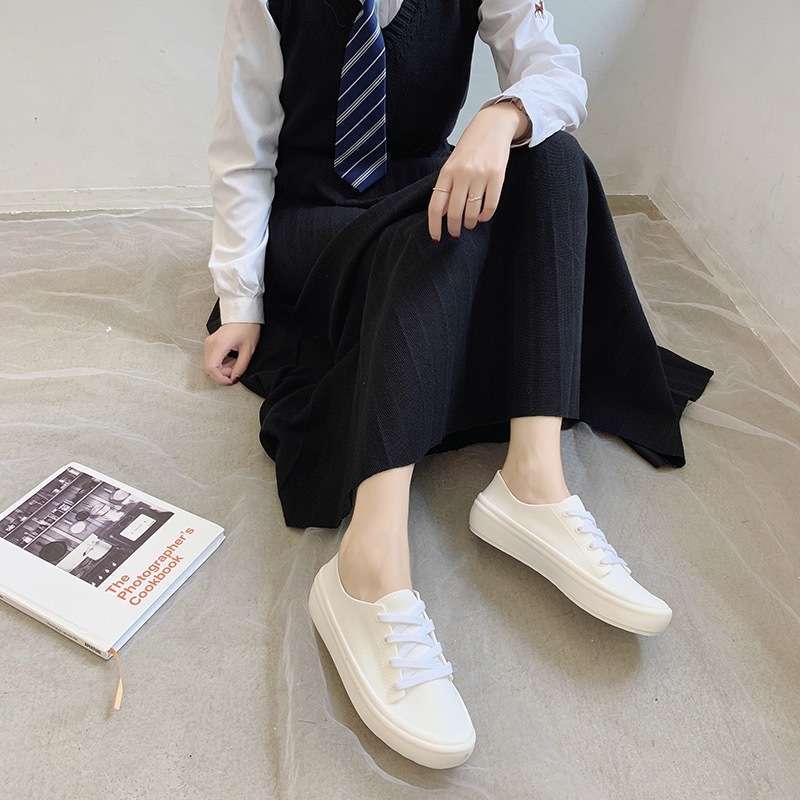 レインブーツ 防水機能付きシンプル紐　スニーカータイプ