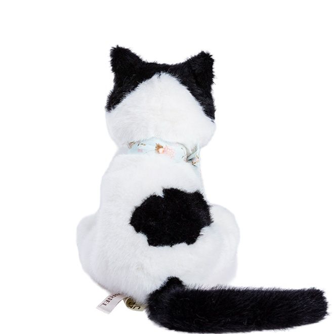 猫ぬいぐるみ 優雅な蝶ネクタイ猫のぬいぐるみ