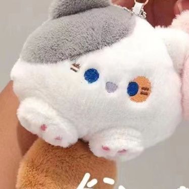猫ぬいぐるみ まんまるふわにゃんこチャーム