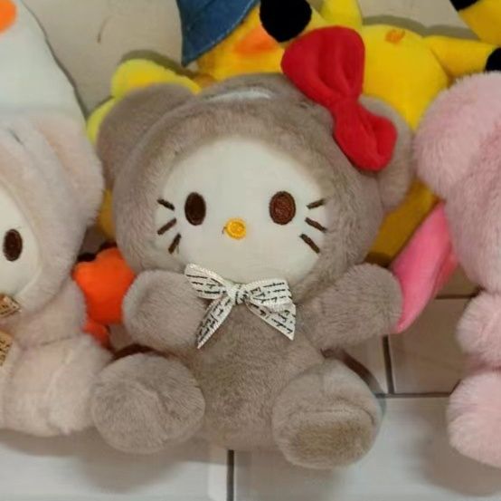 猫ぬいぐるみ ふわもこ着ぐるみ子猫キーホルダー