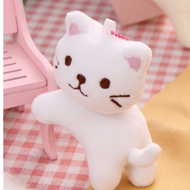 猫ぬいぐるみ ウインク子猫のふわもち抱きぬいぐるみ
