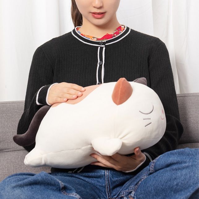 猫ぬいぐるみ ふわもち寝顔三毛猫だっこぬいぐるみ