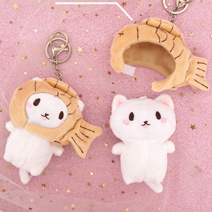 猫ぬいぐるみ ふわもこ子猫の着せ替え帽子付きキーホルダー