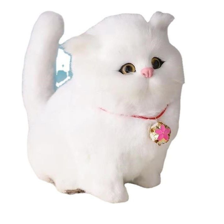 猫ぬいぐるみ ふわふわ座り姿の愛らしい招き猫風ぬいぐるみ