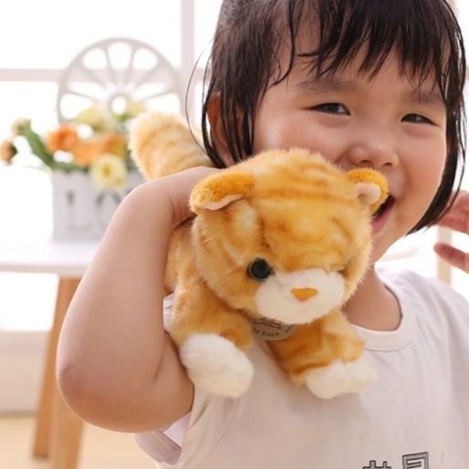 猫ぬいぐるみ ふわふわ座りポーズ子猫ちゃん