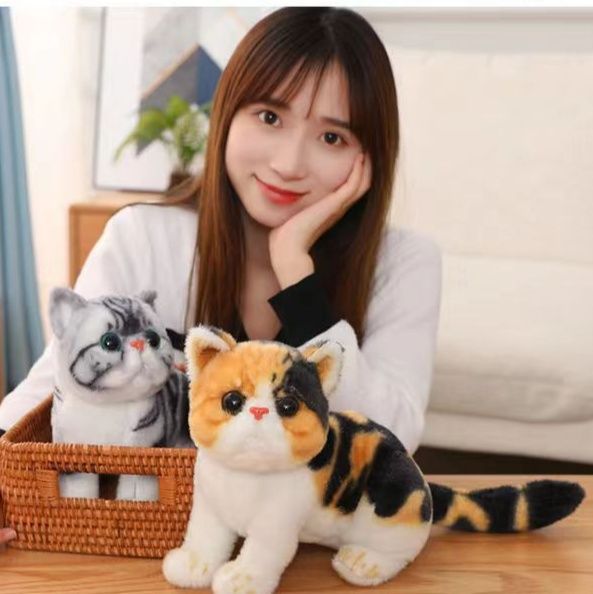 三毛猫ぬいぐるみ ふわもちお座り三毛猫ぬいぐるみ