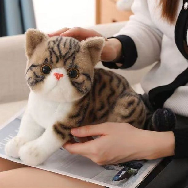 三毛猫ぬいぐるみ ふわもちお座り三毛猫ぬいぐるみ