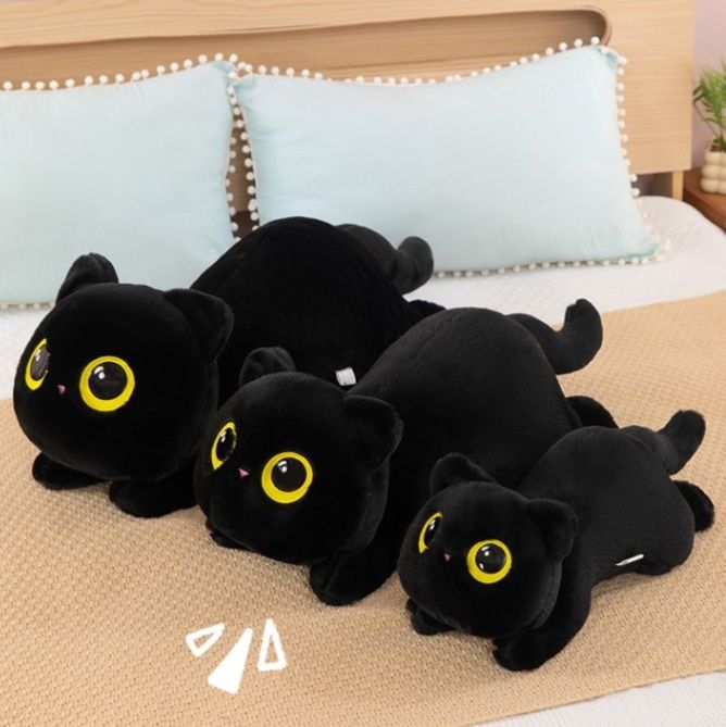ごろ寝ポーズの愛らしい表情猫抱き枕ぬいぐるみ