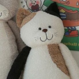 ふわもこ仲良し三毛猫のぬいぐるみ三兄弟