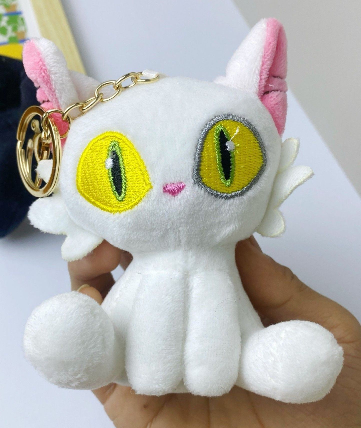 https://fulmo-img-server.com/nyankomo/1778731176484_ou5t0fld_ulj08ush.jpeg
