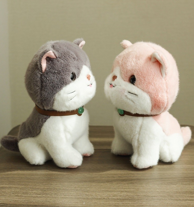 猫ぬいぐるみ 首輪付きまんまる子猫のお座りぬいぐるみ