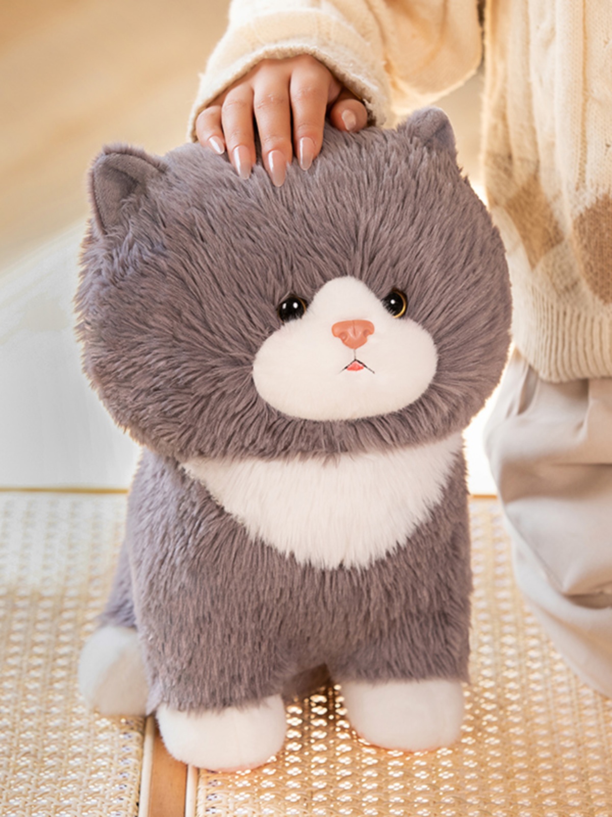 猫ぬいぐるみ ふわふわ子猫のおすわりぬいぐるみ