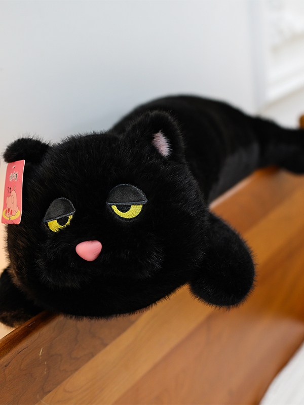 猫ぬいぐるみ つぶらな瞳のおすまし猫