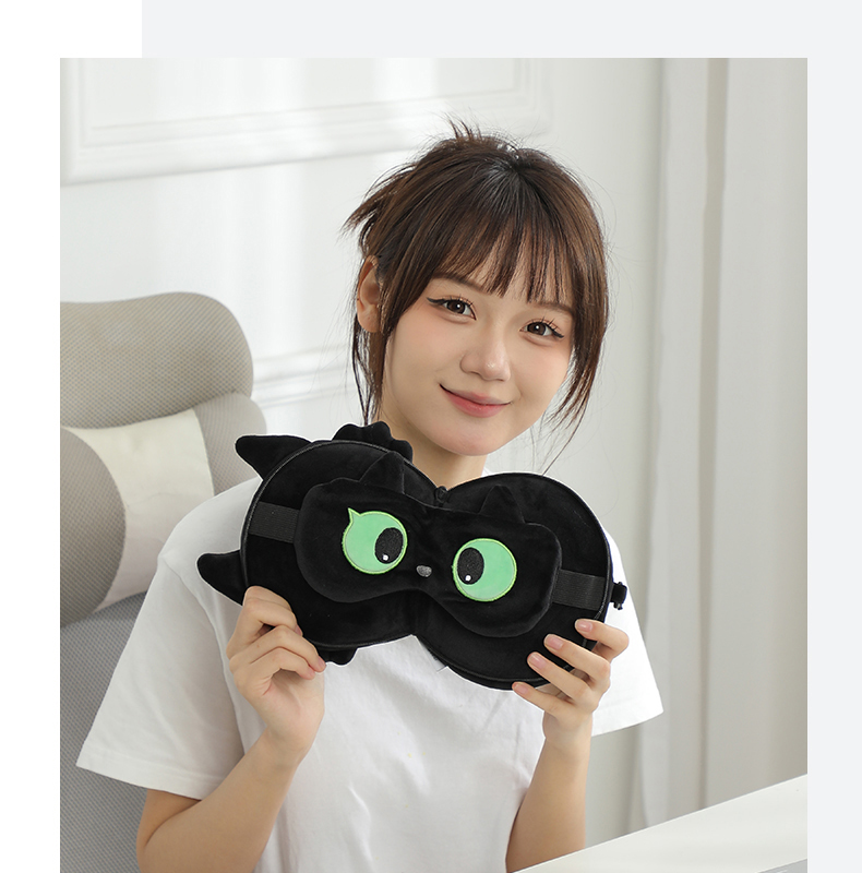猫ぬいぐるみ まんまる瞳の夜の子猫