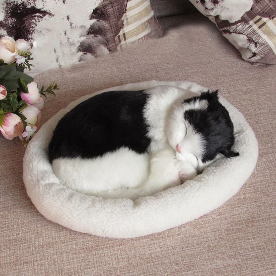 猫ぬいぐるみ 眠る猫ちゃん 茶色 電池式お腹動く抱き枕