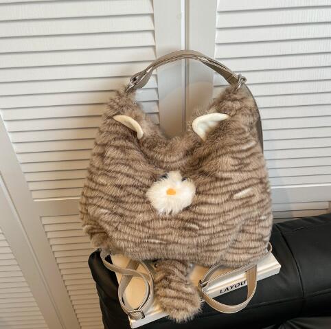 茶色猫ぬいぐるみ肩掛けバッグ レディース