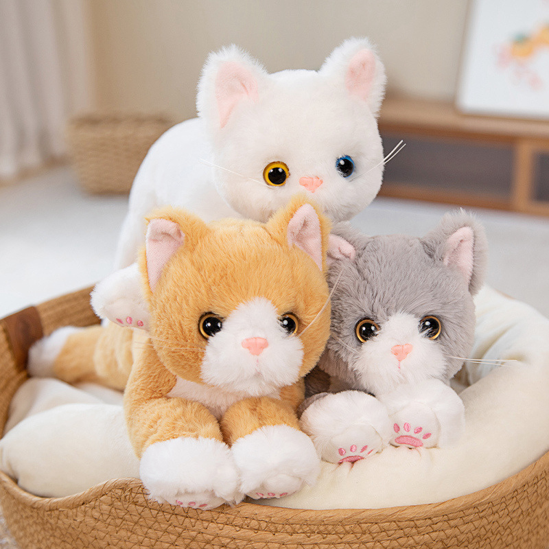 ふわふわ猫ぬいぐるみ 大きな瞳のもふもふ猫