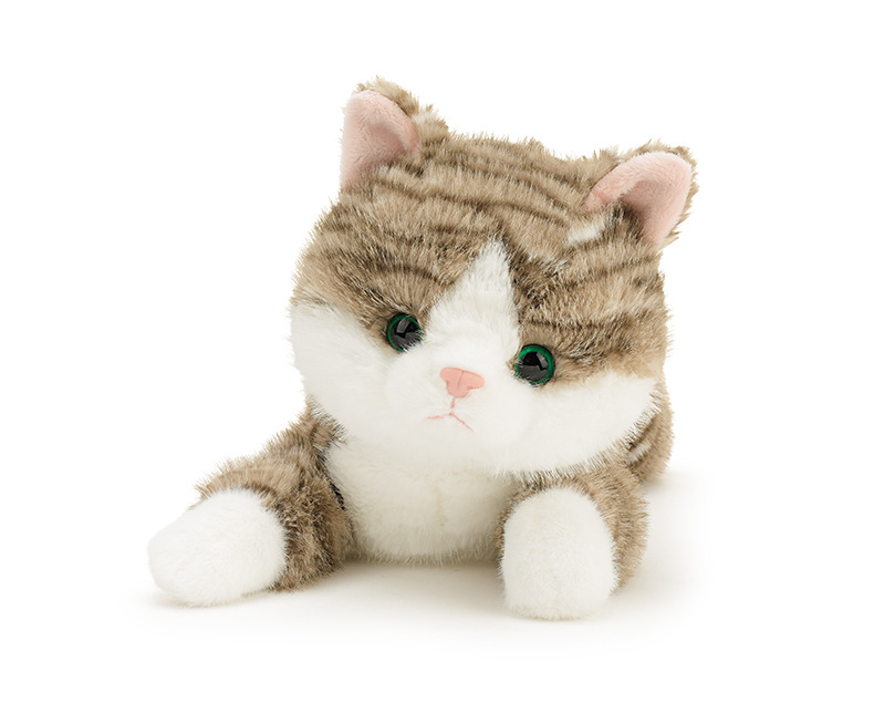 猫ぬいぐるみ ごろん姿がかわいい伏せポーズの三毛猫ぬいぐるみ