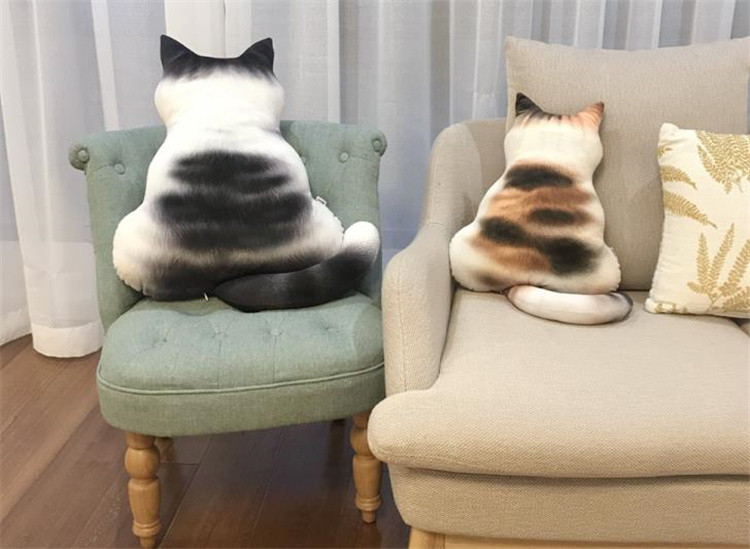 猫ぬいぐるみ 黒色縞模様猫後ろ姿ぬいぐるみクッション