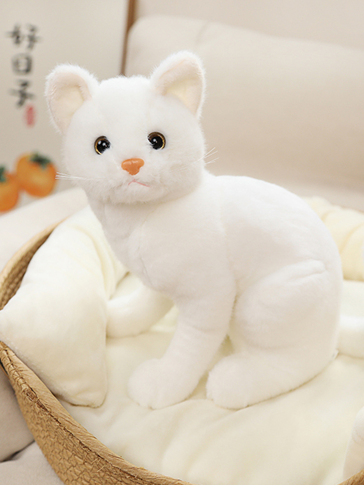 猫ぬいぐるみ ふわもち雪猫