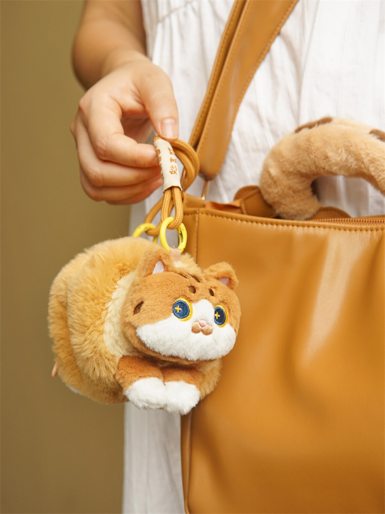 茶色の可愛い猫ぬいぐるみ パン型斜めがけバッグ