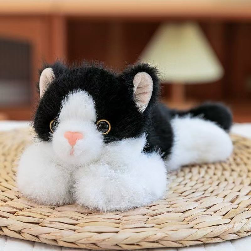 猫ぬいぐるみ もふもふ癒しの寝そべり子猫