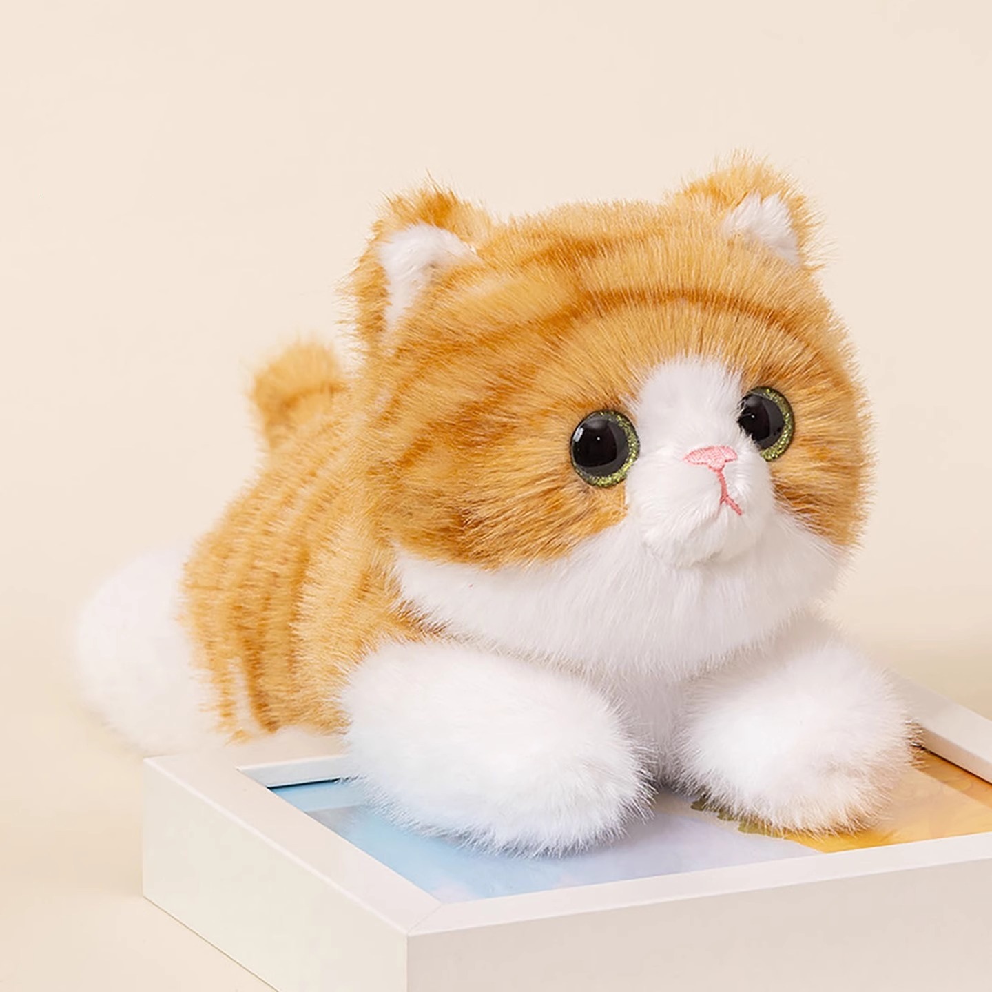 猫ぬいぐるみ みけねこのふわもち肩のせ