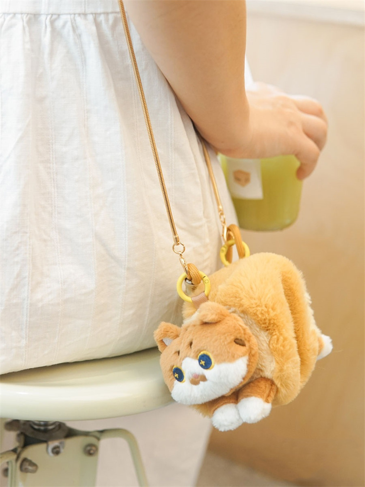 茶色の可愛い猫ぬいぐるみ パン型斜めがけバッグ