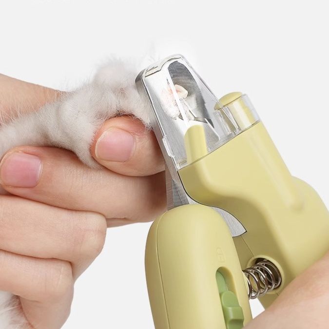 猫グッズ 光る安心ペット爪切り 見やすい血管ライト付き