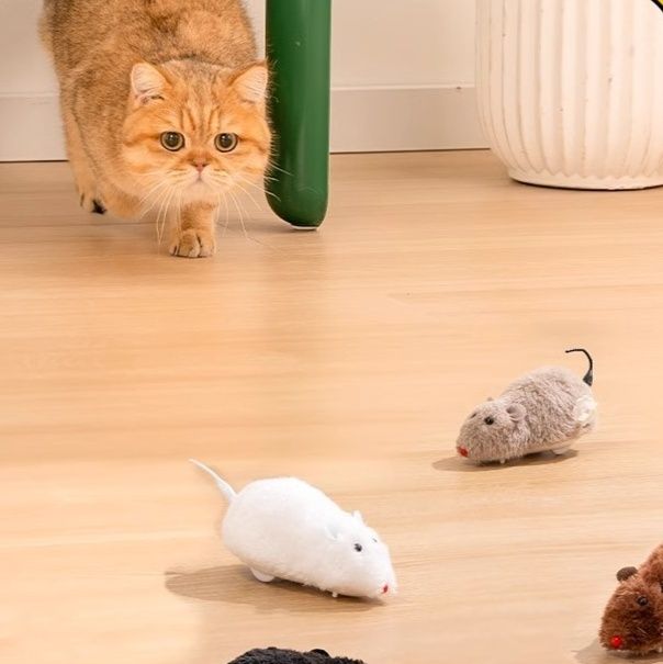 猫グッズ 自動走行ねずみちゃん 猫の狩猟本能刺激