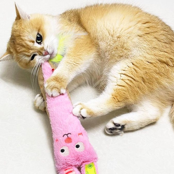 猫グッズ もふもふ猫の狩りごっこ抱き枕
