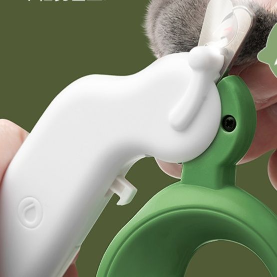 猫グッズ 照明付き安全猫爪切り