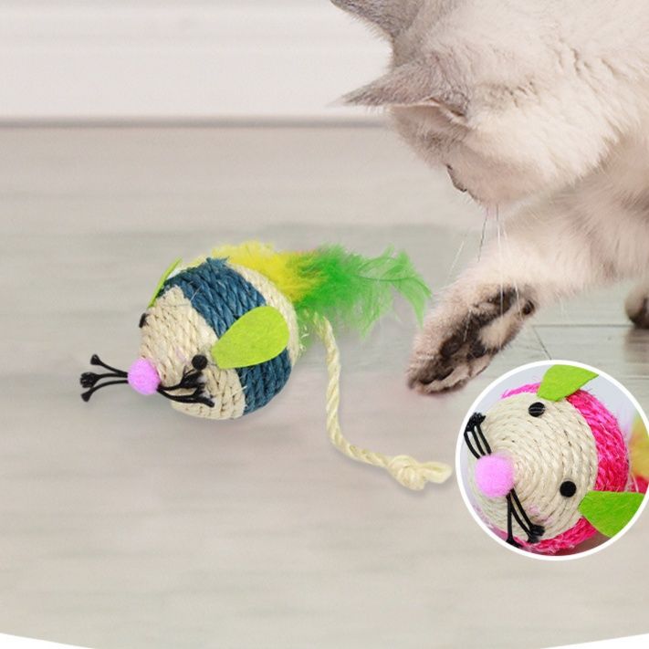 猫グッズ 運動不足解消グッズ ふわふわ羽根付きねずみ型転がし玩具