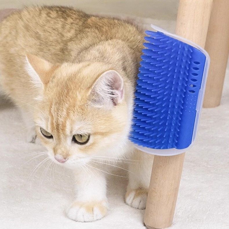 猫グッズ抜け毛対策グッズ脚掛け式毛取りブラシ