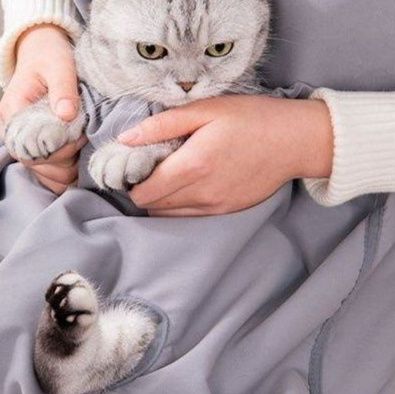 猫グッズ 安心抱っこ式爪切り補助袋