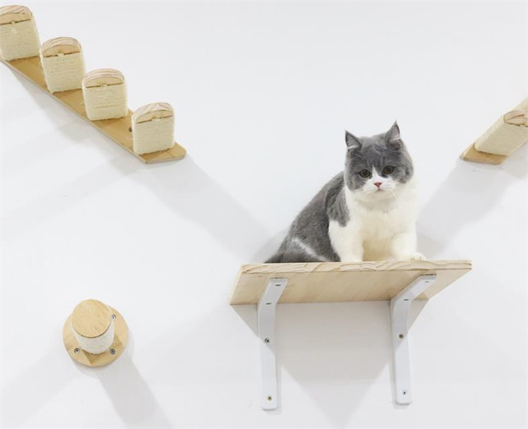 猫グッズ 防災対応 実木製壁掛け猫用爪とぎ台 ジャンプ遊具
