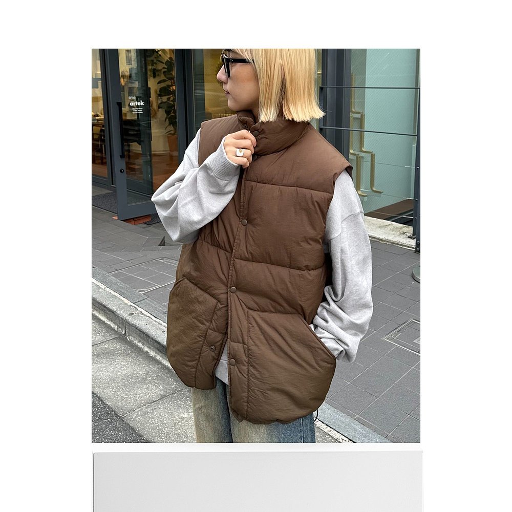 ナイロンノーカラーキルティングベスト
