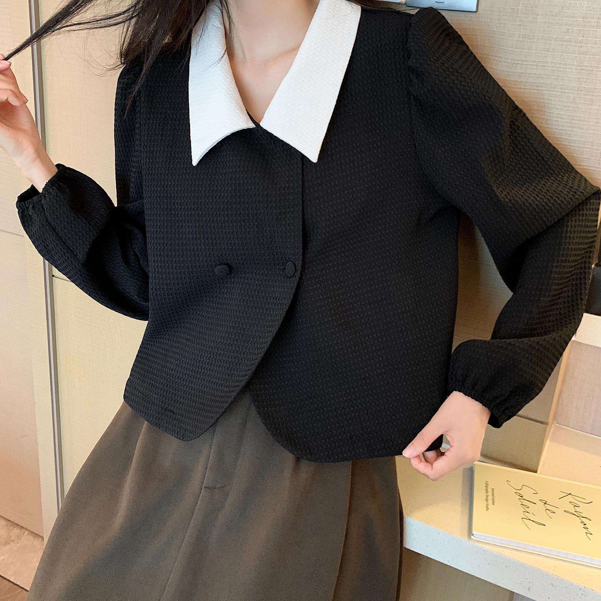 オフィスカジュアル  コントラストカラー襟クロップドシャツ