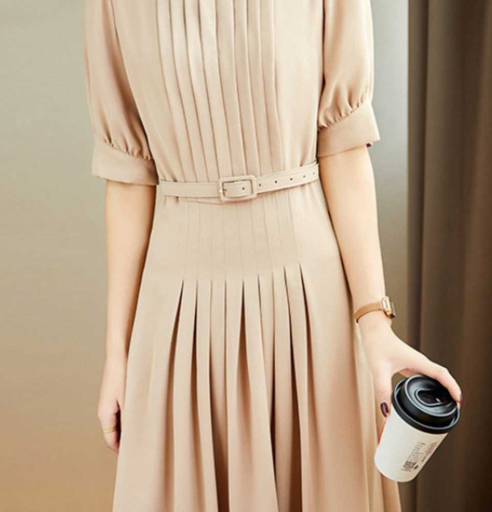 オフィスカジュアルの夏物ワンピースおすすめ5選!