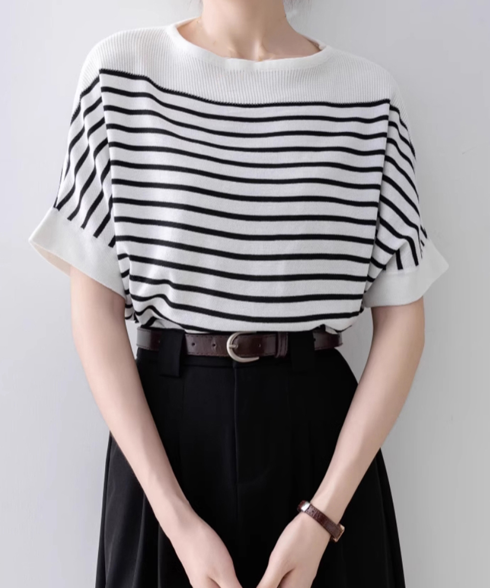 https://fulmo-img-server.com/officasu/2ee59398-d98e-4c2e-b1b4-46fff39741a6.jpg