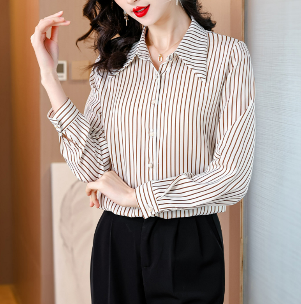 https://fulmo-img-server.com/officasu/8a9979cbafeed0dd4390f91e1520209d.png