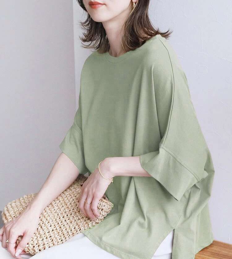オフィスカジュアル  ゆったりドロップショルダーカットソー