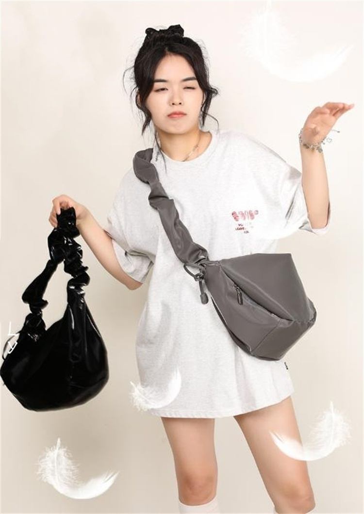 https://fulmo-img-server.com/officasu/fad1402c-5149-4e13-96a3-d1e62f3f47e1.jpg