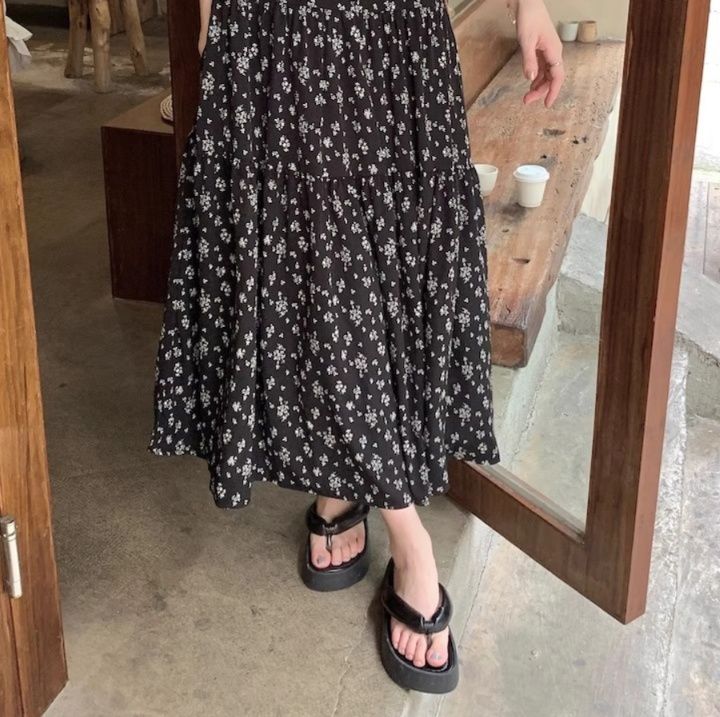 大人ワンピース ロング 小花柄ティアードロングワンピース