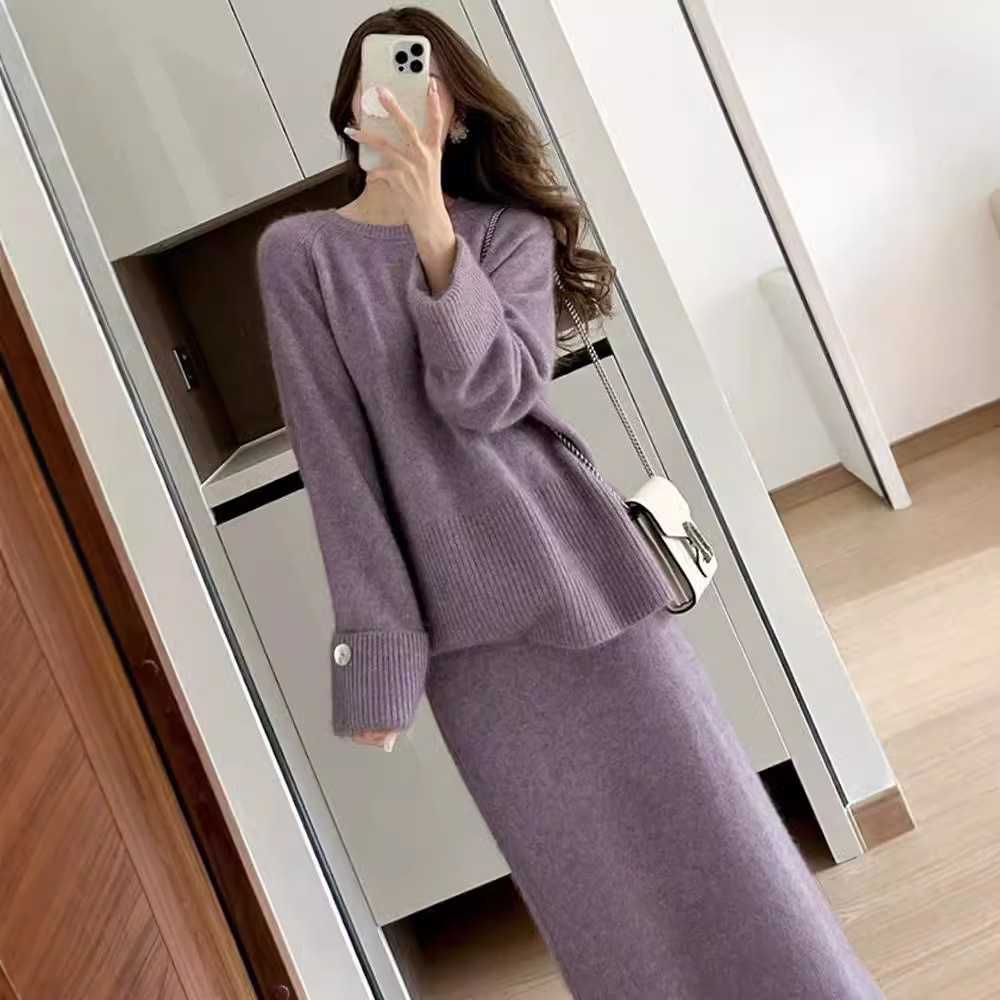 温もりと上品さを兼ね備えた大人ニットワンピースで心地よい毎日を過ごせる5選