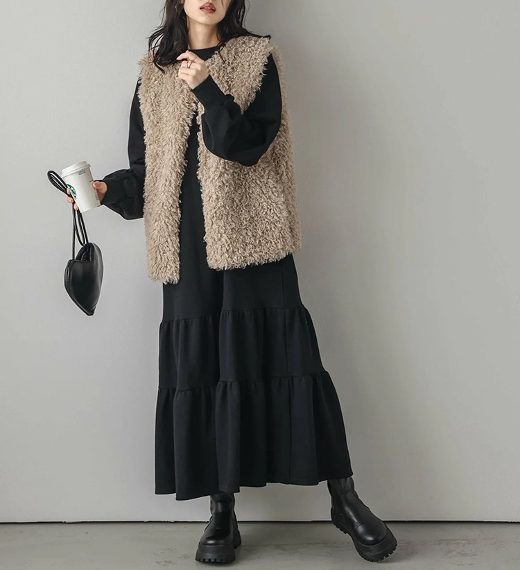 大人ワンピース ティアード裾フリル長袖ワンピース