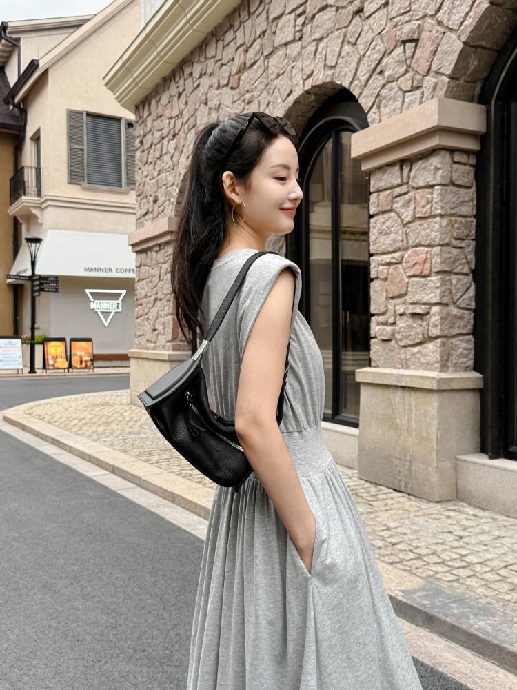 大人ワンピース ロング 上品フレアシルエットロングワンピース