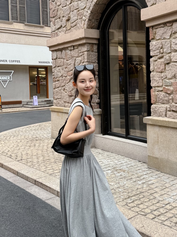 大人ワンピース ロング 上品フレアシルエットロングワンピース